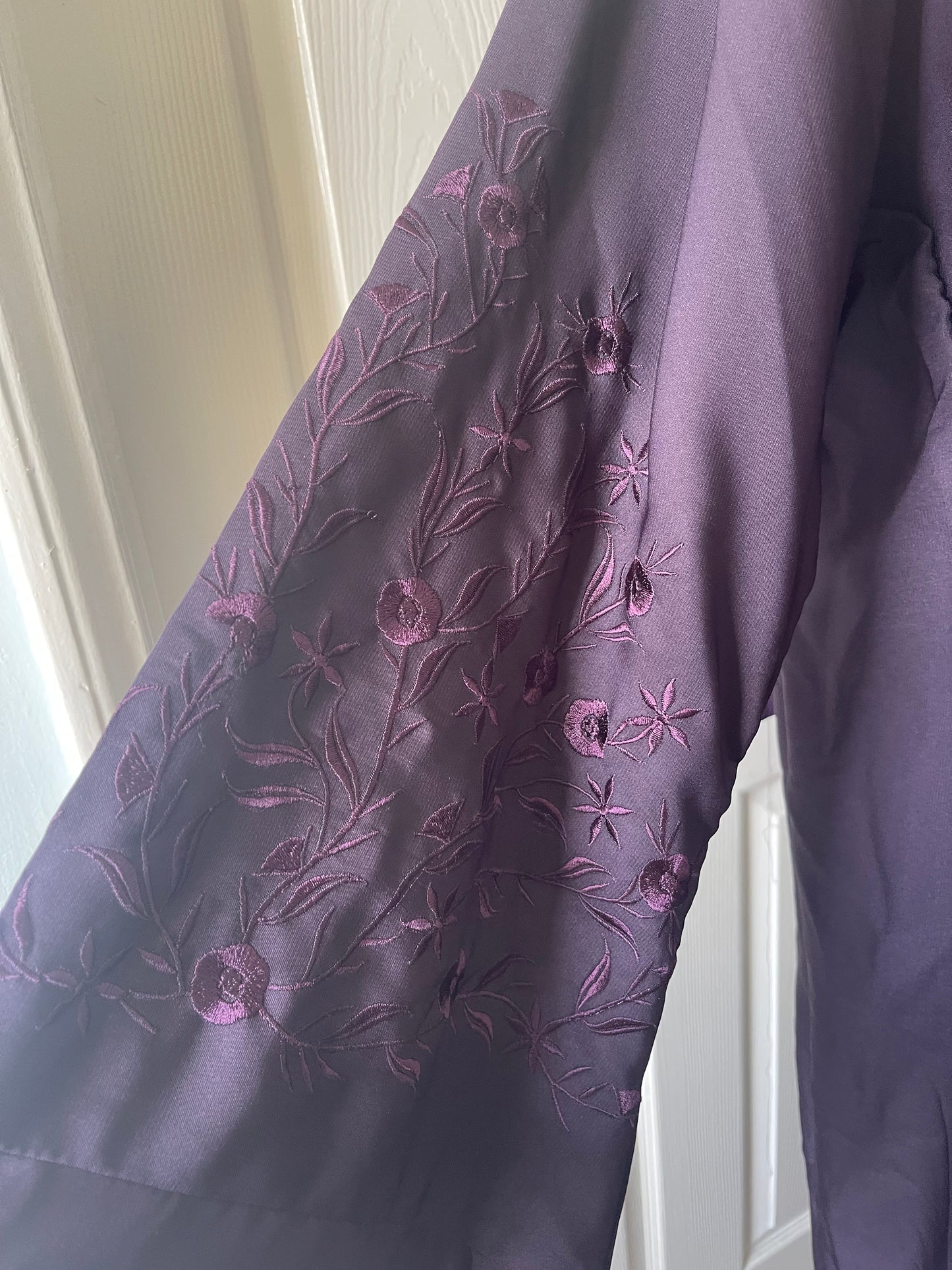 Purple/plum kimono sleeve abaya