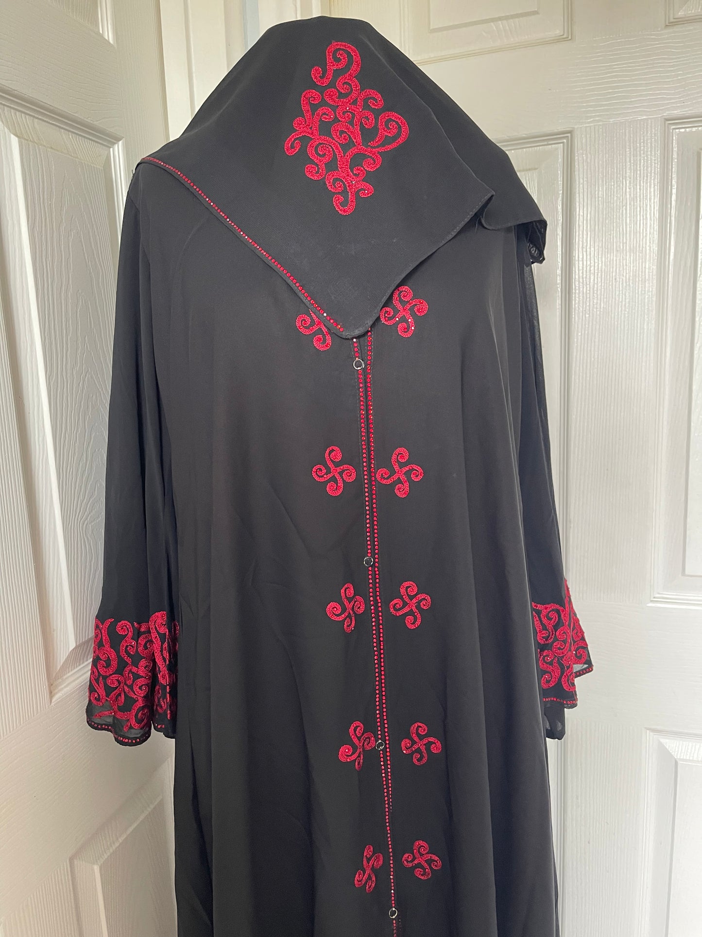 Black red embroidered flare sleeve abaya