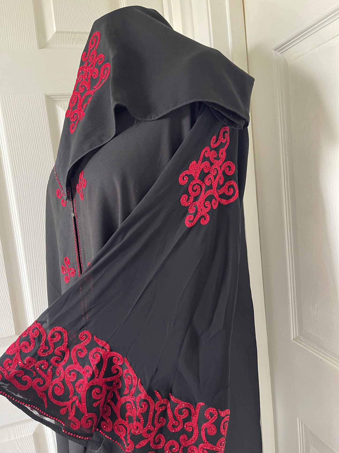 Black red embroidered flare sleeve abaya