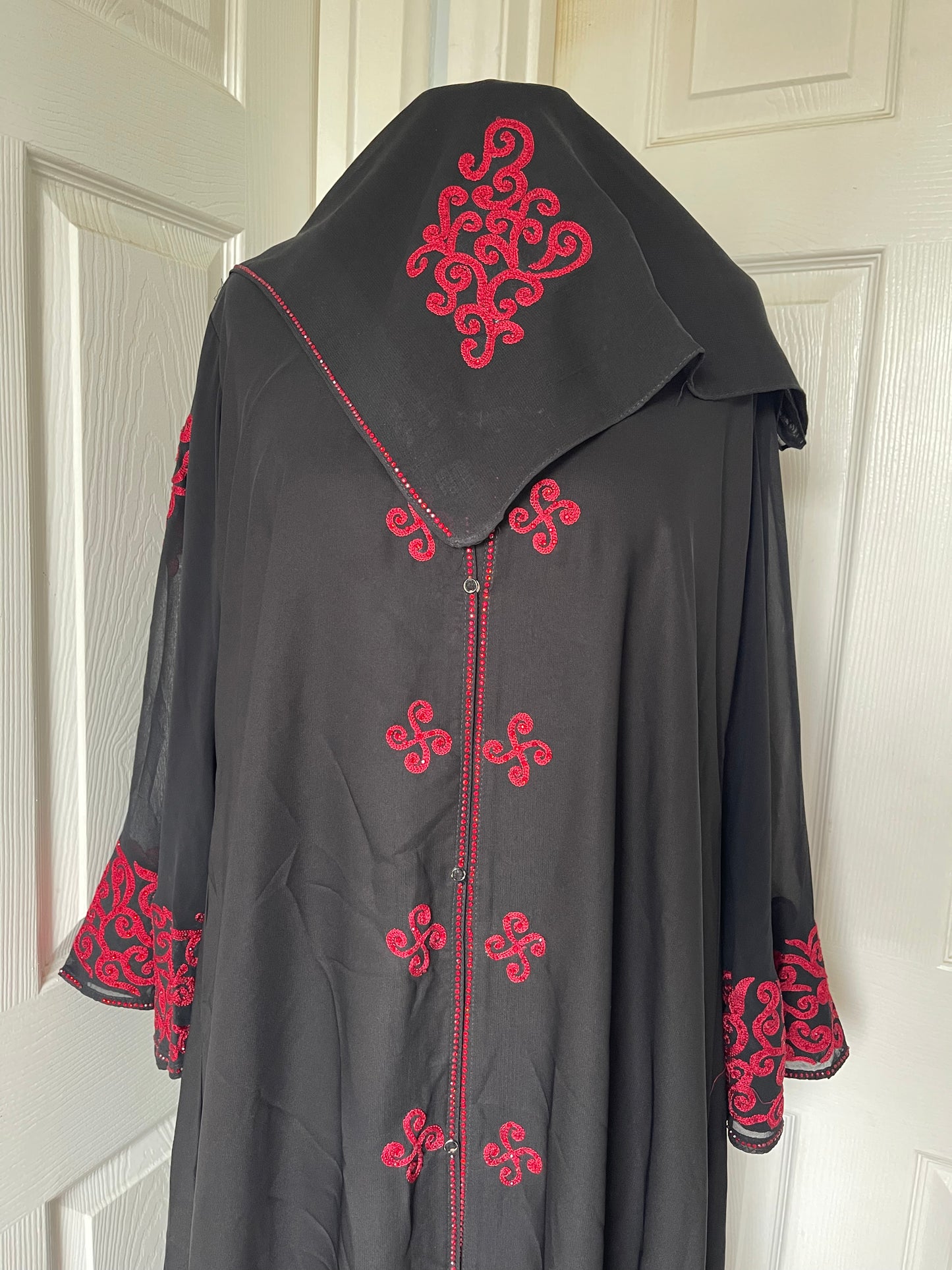 Black red embroidered flare sleeve abaya