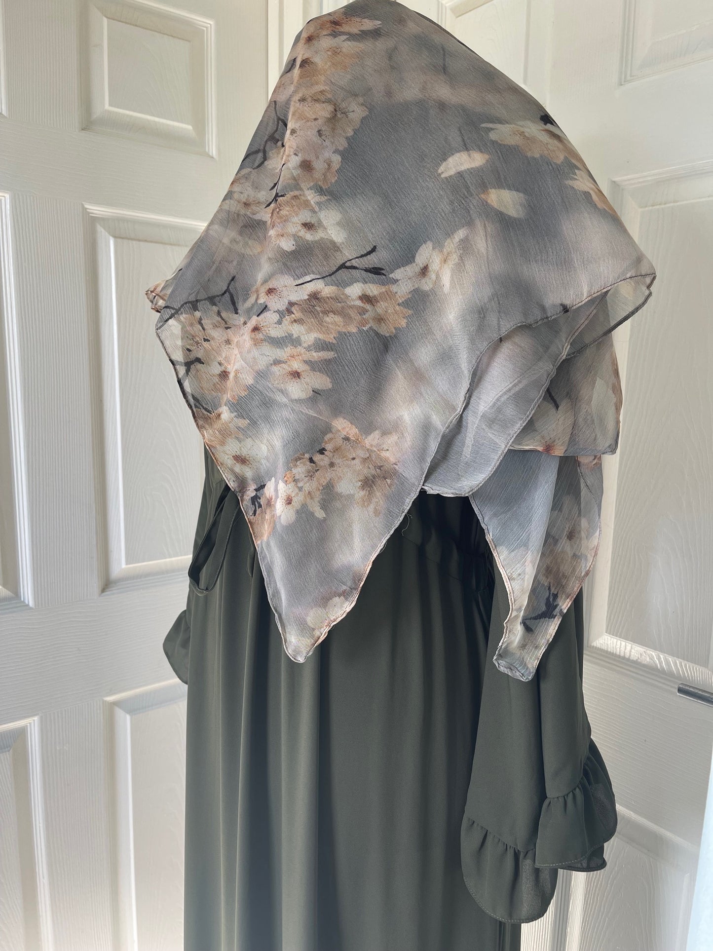 olive green abaya with frill arms