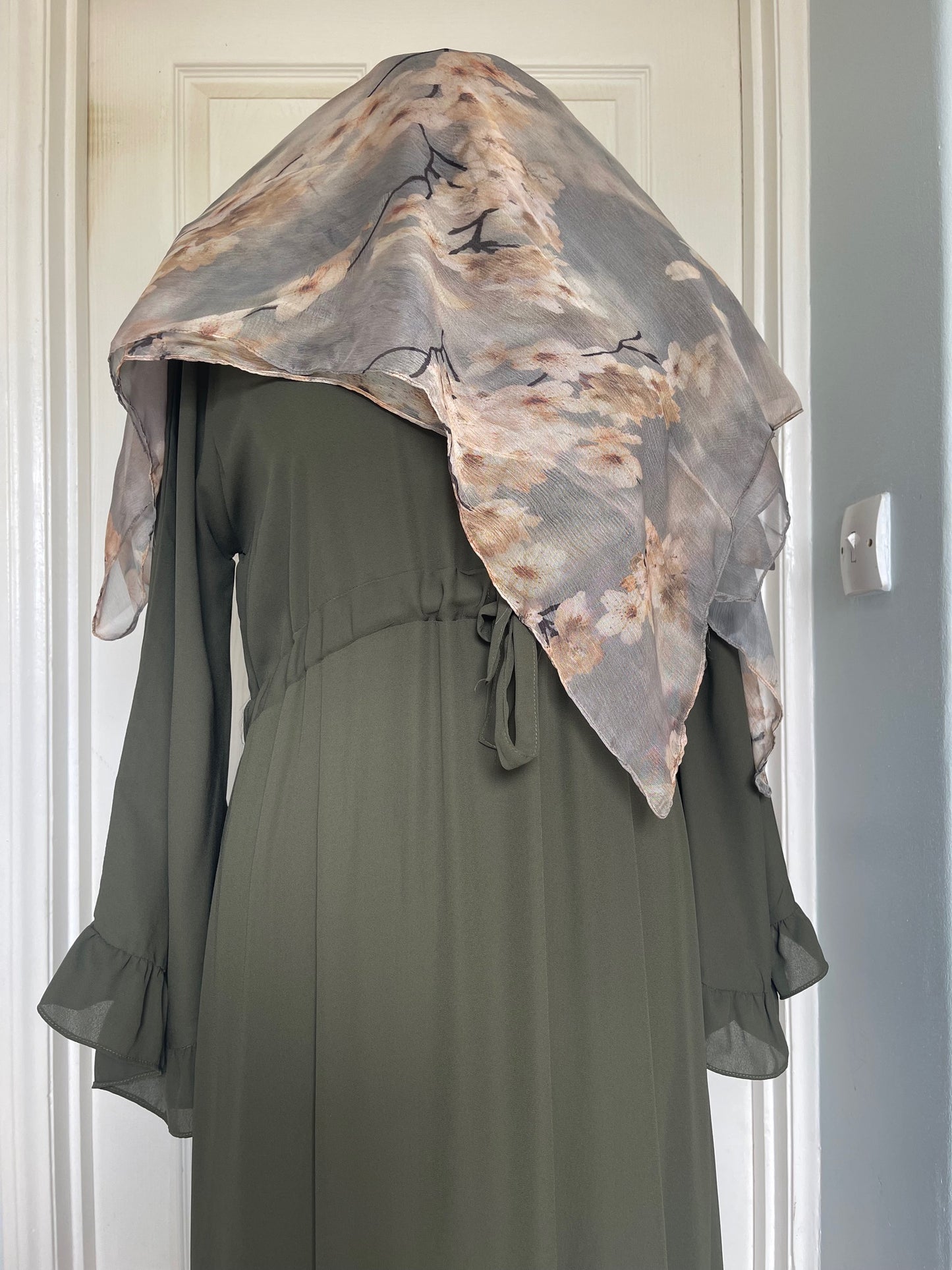 olive green abaya with frill arms