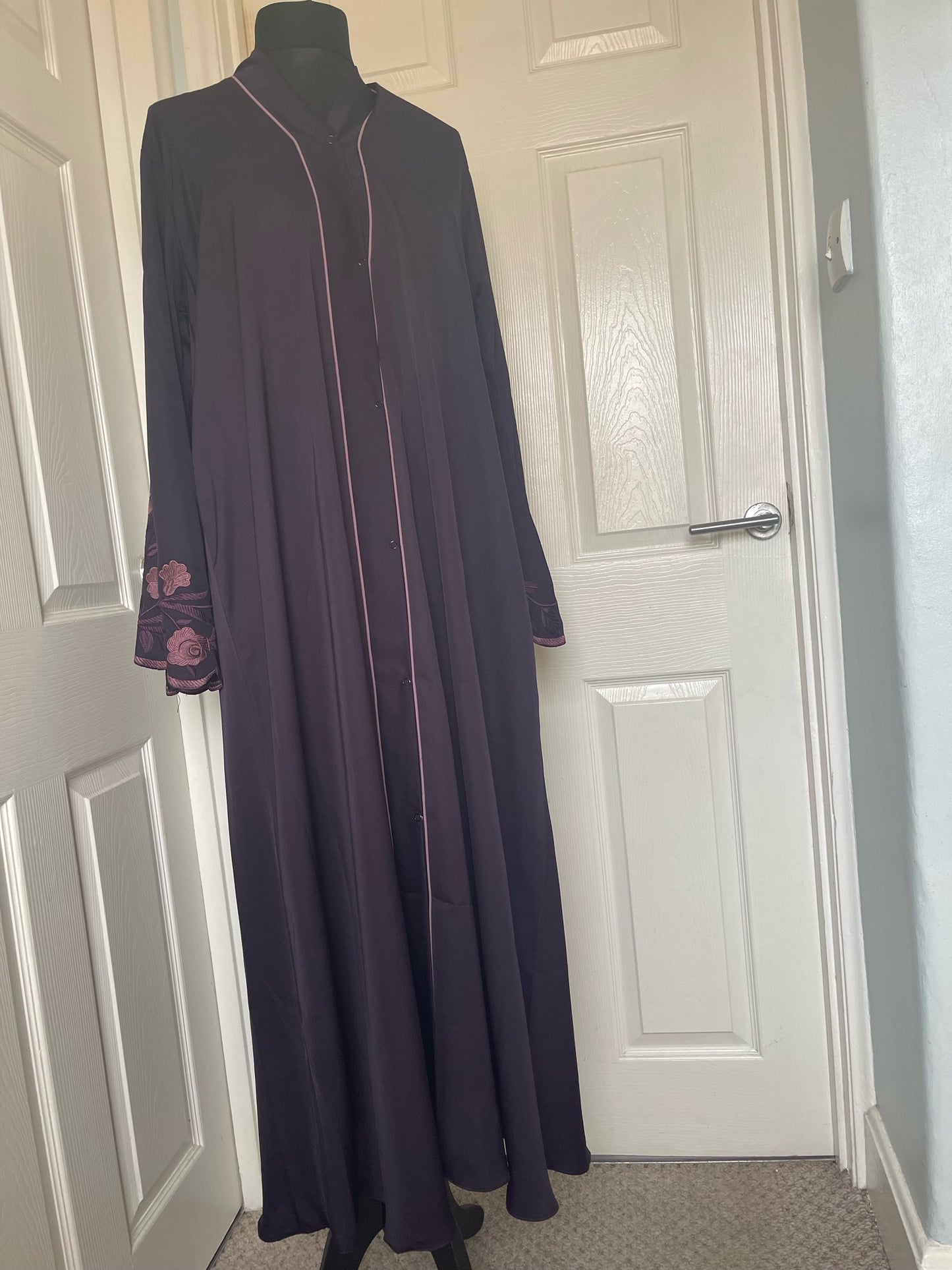 Purple embroidered sleeve abaya