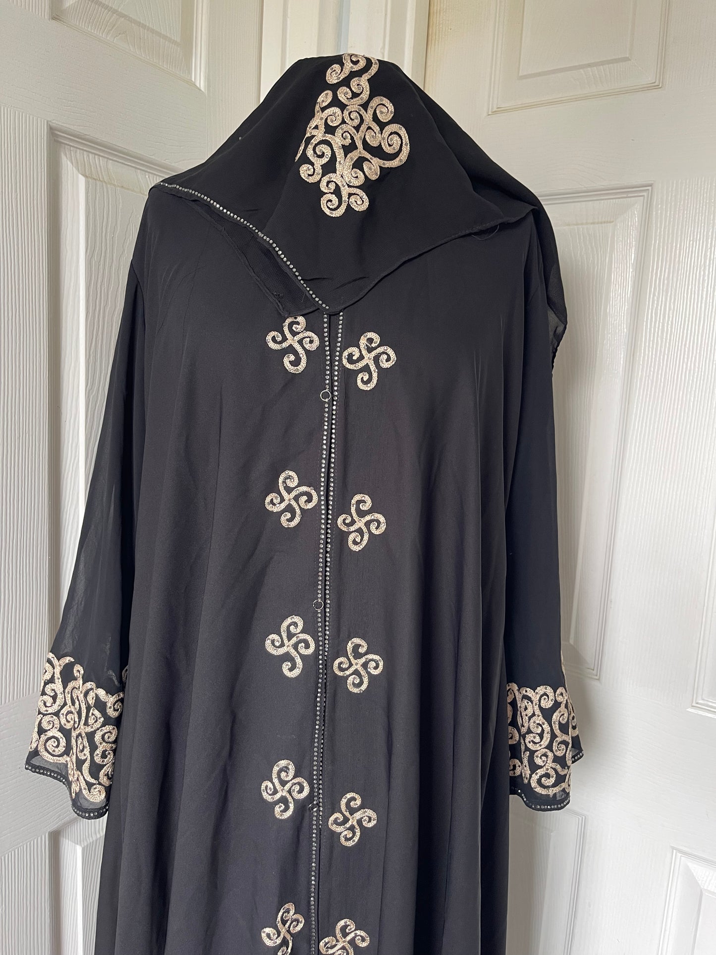 Black gold/beige embroidered flare sleeve abaya