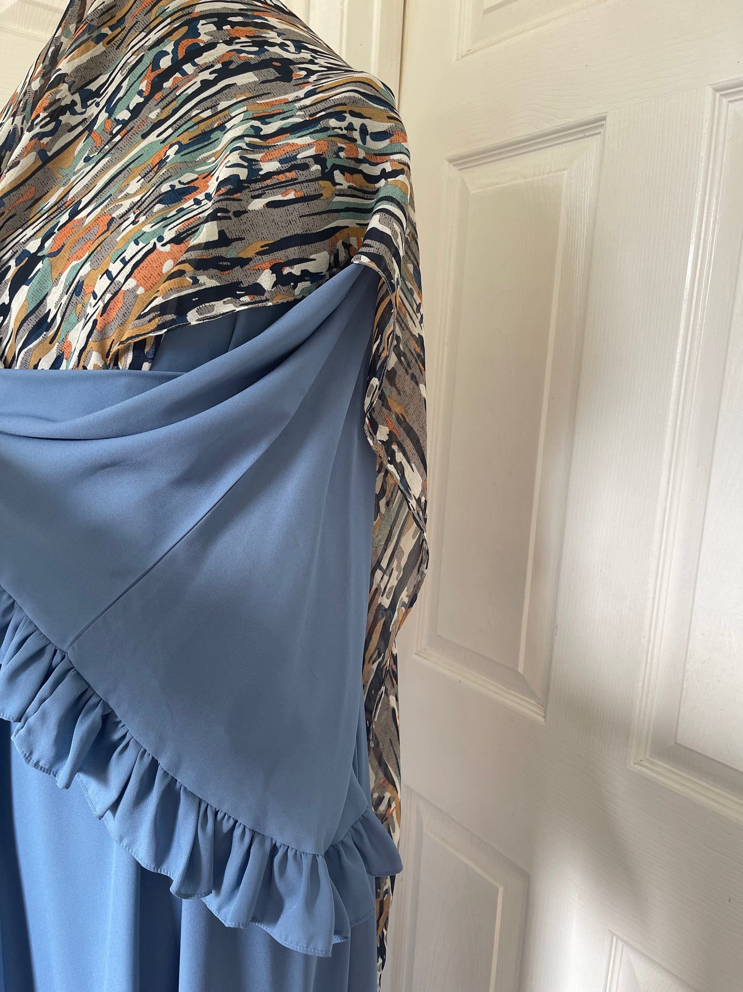 Blue frill abaya with retro hijab