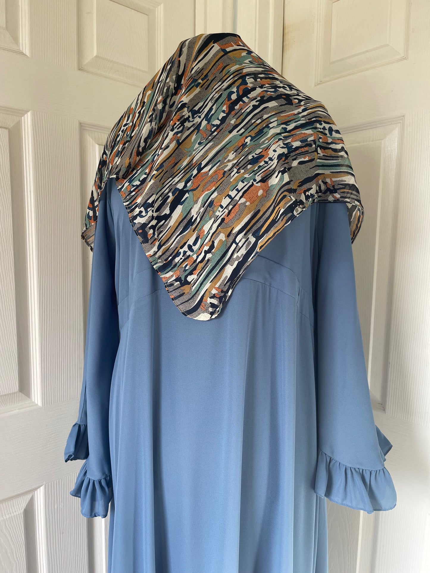 Blue frill abaya with retro hijab